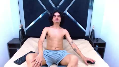 Snapshot of samisaturno chatting on February 14, 7:10 pm samisaturno online show from February 14, 7:10 pm