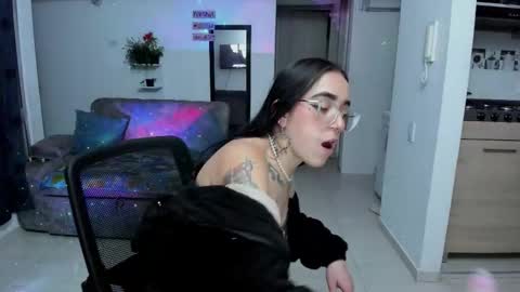 SARA online show from February 13, 3:57 am