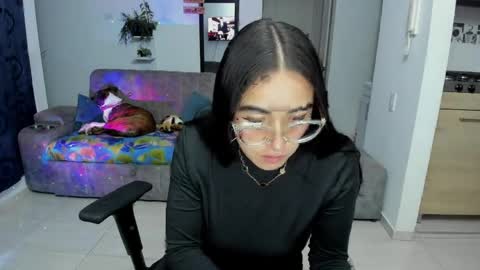 SARA online show from April 8, 11:27 pm