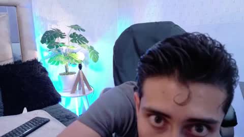 Sammy and Ithan online show from May 16, 11:31 am