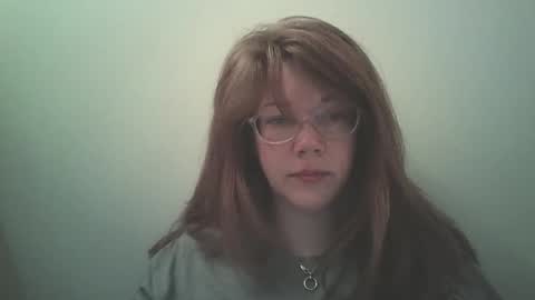 Snapshot of sammy_lyn chatting on May 3, 2:23 pm Sam online show from May 3, 2:23 pm