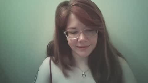 Snapshot of sammy_lyn chatting on May 24, 1:49 pm Sam online show from May 24, 1:49 pm