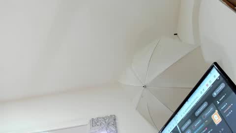 Snapshot of sammymorales_ chatting on May 16, 10:36 am Sammy online show from May 16, 10:36 am