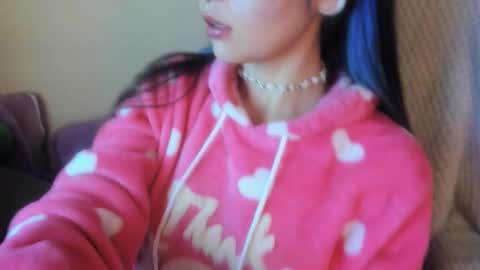   online show from December 22, 8:55 am