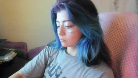   online show from January 9, 8:39 am