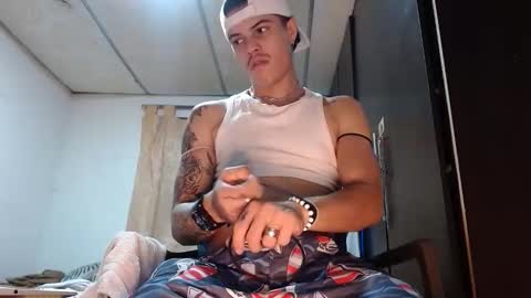 sammy model independiente online show from April 7, 9:21 am