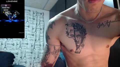 sammy model independiente online show from April 10, 9:47 am