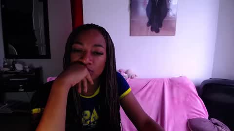 Samy doll online show from June 6, 8:57 pm