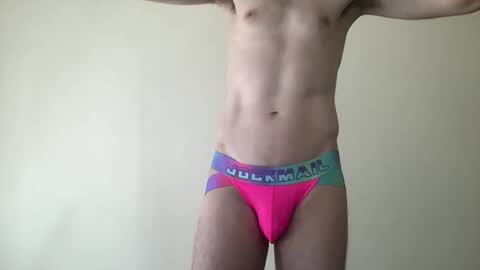 Snapshot of samt2527 chatting on December 31, 6:27 am SamT online show from December 31, 6:27 am