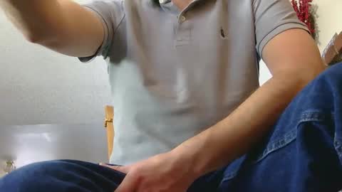 Snapshot of samthebully chatting on December 4, 10:51 pm SamTheBully online show from December 4, 10:51 pm