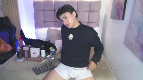 Snapshot of samu_foxxx chatting on May 19, 8:04 pm SAMU online show from May 19, 8:04 pm