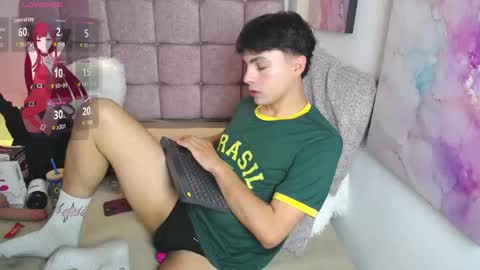 Snapshot of samu_foxxx chatting on June 2, 8:22 pm SAMU online show from June 2, 8:22 pm