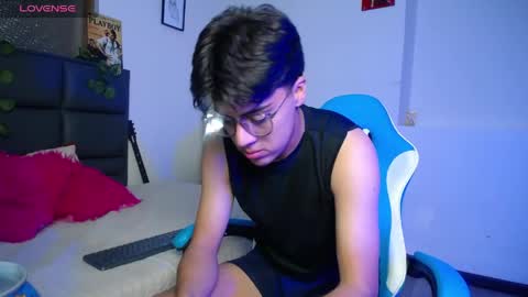 samuel_dark online show from April 12, 1:54 am