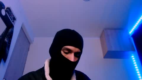   online show from February 7, 9:05 am