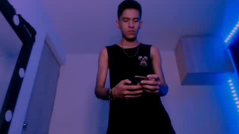   online show from February 26, 9:53 am