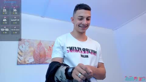 Snapshot of samuel_up chatting on October 5, 3:49 am Samuel online show from October 5, 3:49 am
