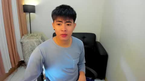 Sam online show from December 19, 6:34 pm