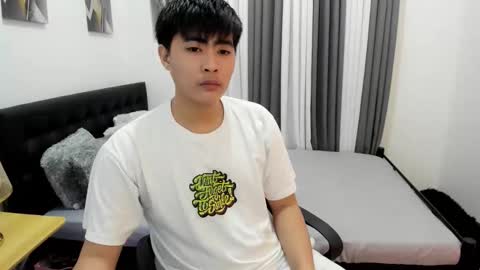 Sam online show from October 3, 7:55 pm