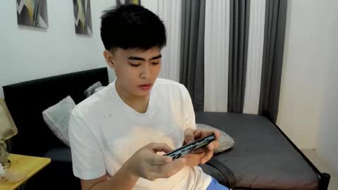 Sam online show from November 4, 12:15 pm