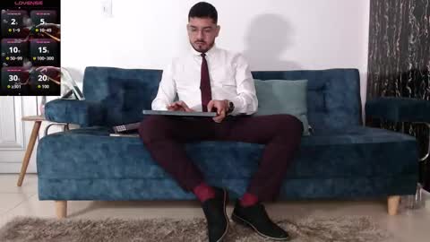 Snapshot of samuelcoopper chatting on November 28, 3:25 pm Samuel Coopper online show from November 28, 3:25 pm