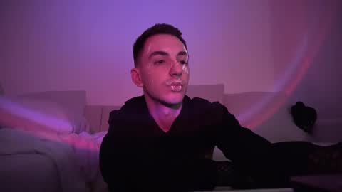 Snapshot of samvel22 chatting on March 11, 1:59 am SubSam online show from March 11, 1:59 am