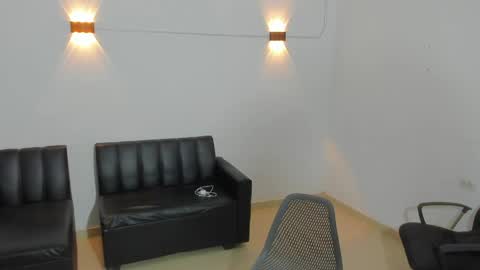 samxx_muscle online show from May 14, 1:29 pm
