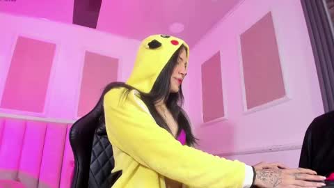 Snapshot of samy_foox chatting on October 19, 6:14 am samy foox online show from October 19, 6:14 am