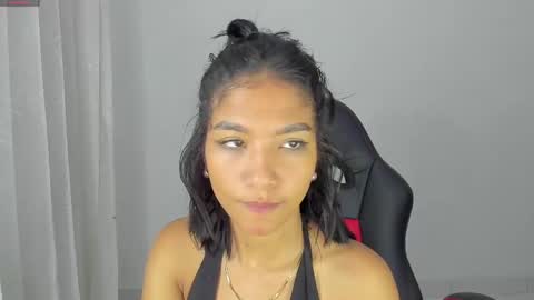 Snapshot of samy_jonnes_ chatting on February 10, 1:03 am Hello I am absent due to a family calamity I will return soon-hola estoy ausente por un problema familiar volvere pronto. online show from February 10, 1:03 am