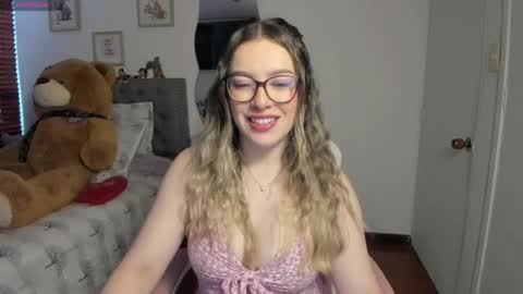 Samanta online show from April 15, 11:39 am