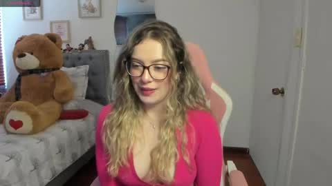 Samanta online show from April 17, 1:47 pm