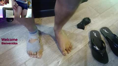 Snapshot of sander_ath chatting on November 11, 10:21 pm Sander online show from November 11, 10:21 pm