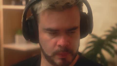 Sanders online show from January 19, 2:48 am