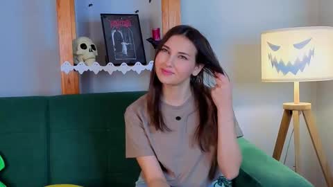 Isabel but you can call me Bella online show from October 30, 1:40 am