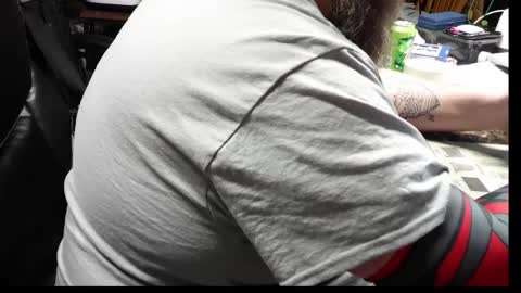 Snapshot of sandj133117 chatting on February 2, 7:57 pm sandj133117 online show from February 2, 7:57 pm