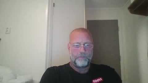 sandnesrune523 online show from September 24, 6:11 pm