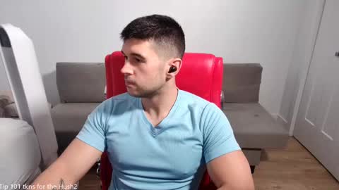 Snapshot of sandow_ chatting on October 30, 7:47 pm Sandow online show from October 30, 7:47 pm