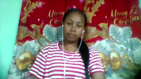 sandra1253099 online show from September 16, 5:52 am