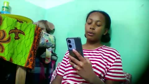 sandra1253099 online show from December 1, 6:40 am