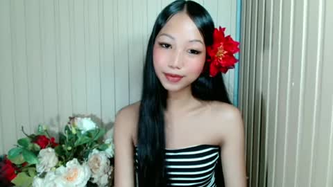 Snapshot of sandra_cruzz chatting on July 1, 5:31 am sandra online show from July 1, 5:31 am