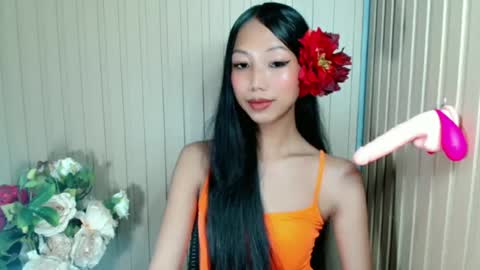 Snapshot of sandra_cruzz chatting on July 2, 5:57 am sandra online show from July 2, 5:57 am