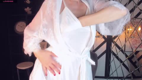 Snapshot of sandra_kind chatting on January 30, 11:22 am Sandra online show from January 30, 11:22 am