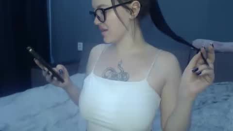 sandra_smith3007 online show from June 3, 6:27 am