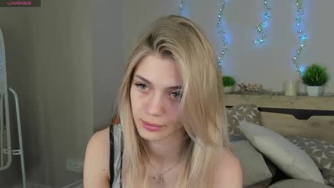 Snapshot of sandraa_anderson chatting on May 10, 11:10 pm sandraa_anderson online show from May 10, 11:10 pm