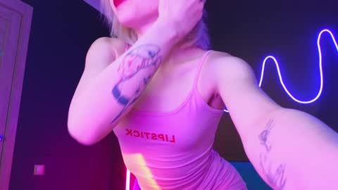 Sandy  online show from January 22, 4:23 am