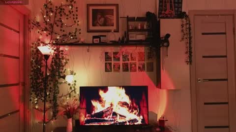 Sandy  online show from April 6, 1:36 am