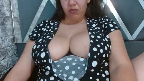 sandraclarkx69 online show from February 9, 2:29 pm