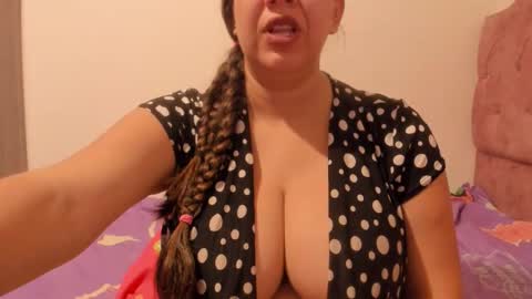 Snapshot of sandraclarkx69 chatting on May 17, 12:12 pm sandraclarkx69 online show from May 17, 12:12 pm