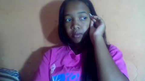 sandriana26 online show from April 9, 6:19 am