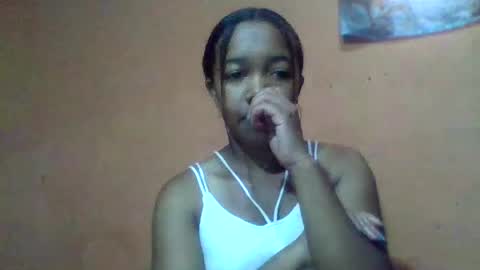 sandriana26 online show from April 18, 5:44 am