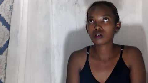 sandrine718 online show from March 29, 6:57 am